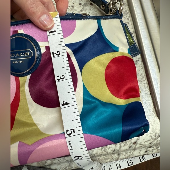 Coach Peyton Signature Multicolored Sateen Scarf Print Bag - Picture 15 of 16